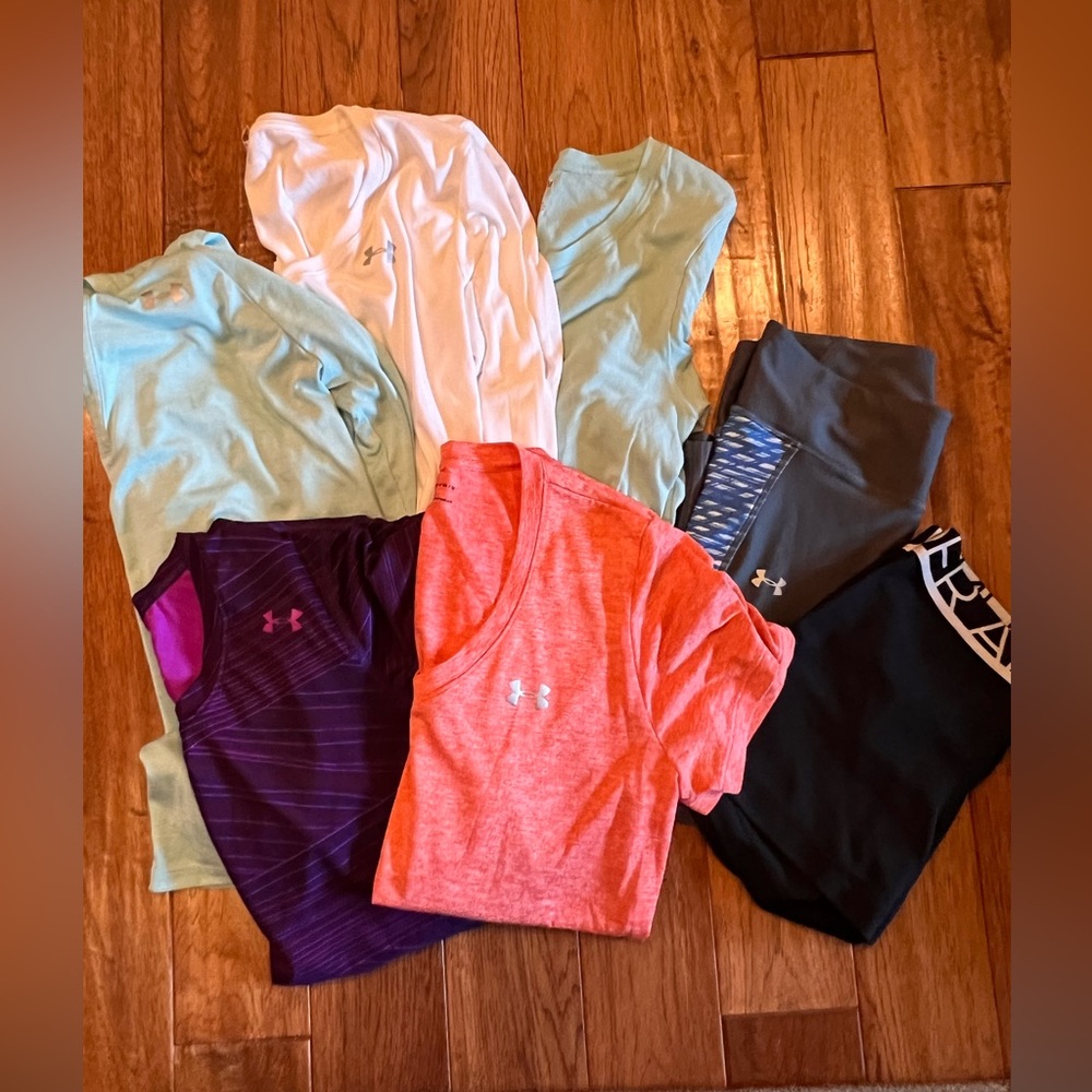 Women’s size Med 7 piece Under Armour bundle